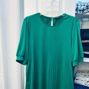 Elegant Green Blouse